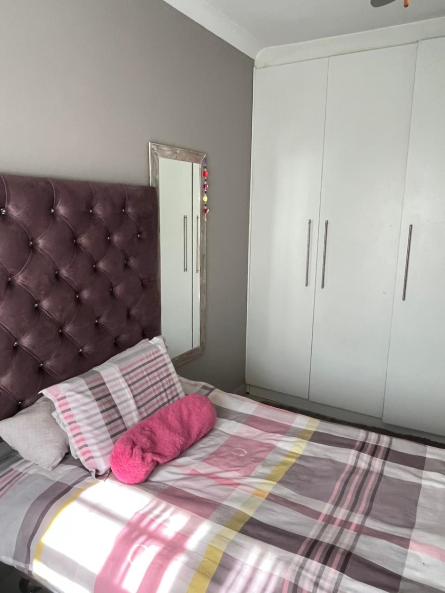 4 Bedroom Property for Sale in Abbotsford Eastern Cape
